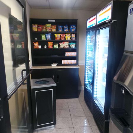 Surestay Plus Hotel By Best Western Alvin Facilities photo