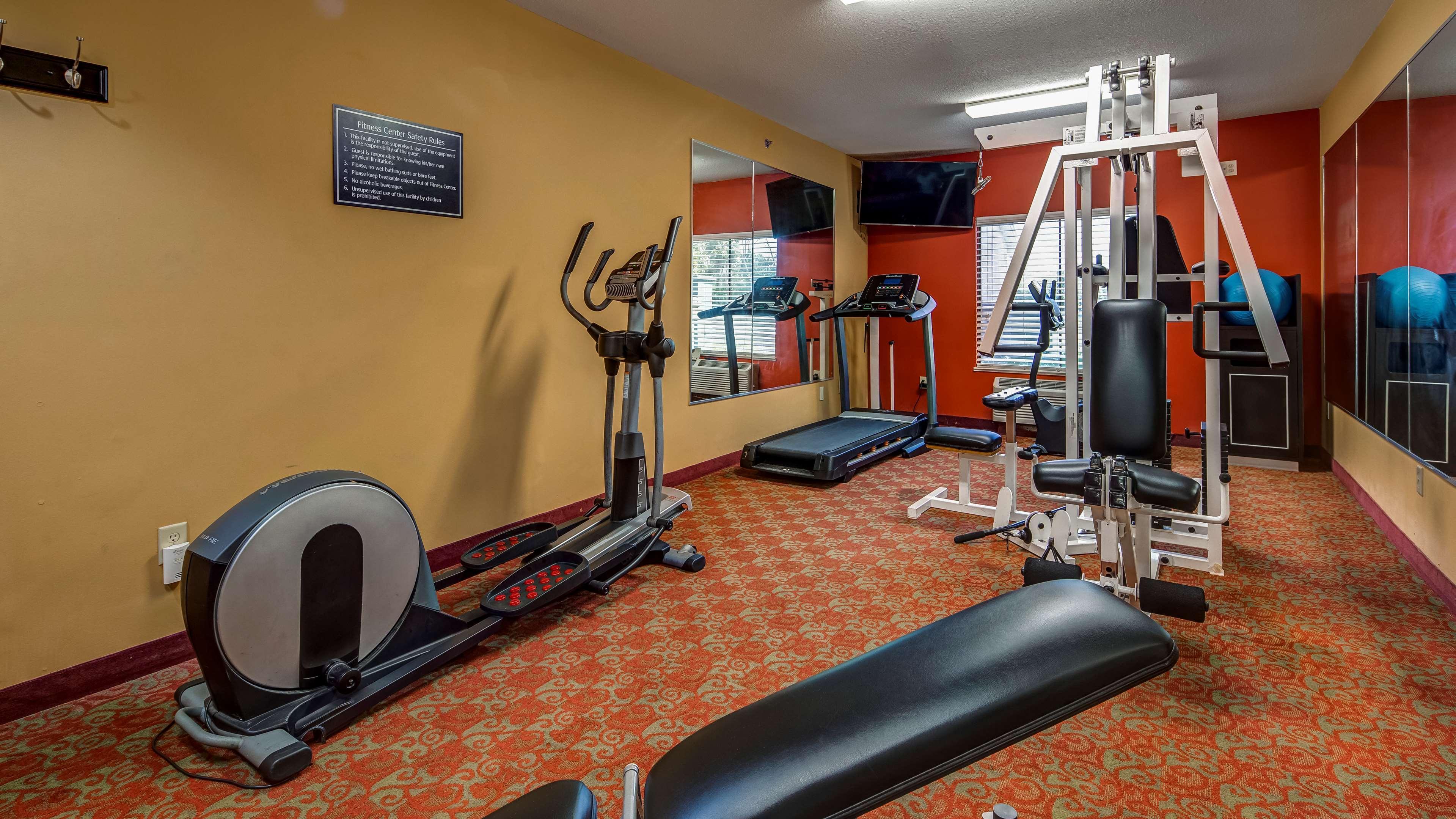 Surestay Plus Hotel By Best Western Alvin Exterior photo