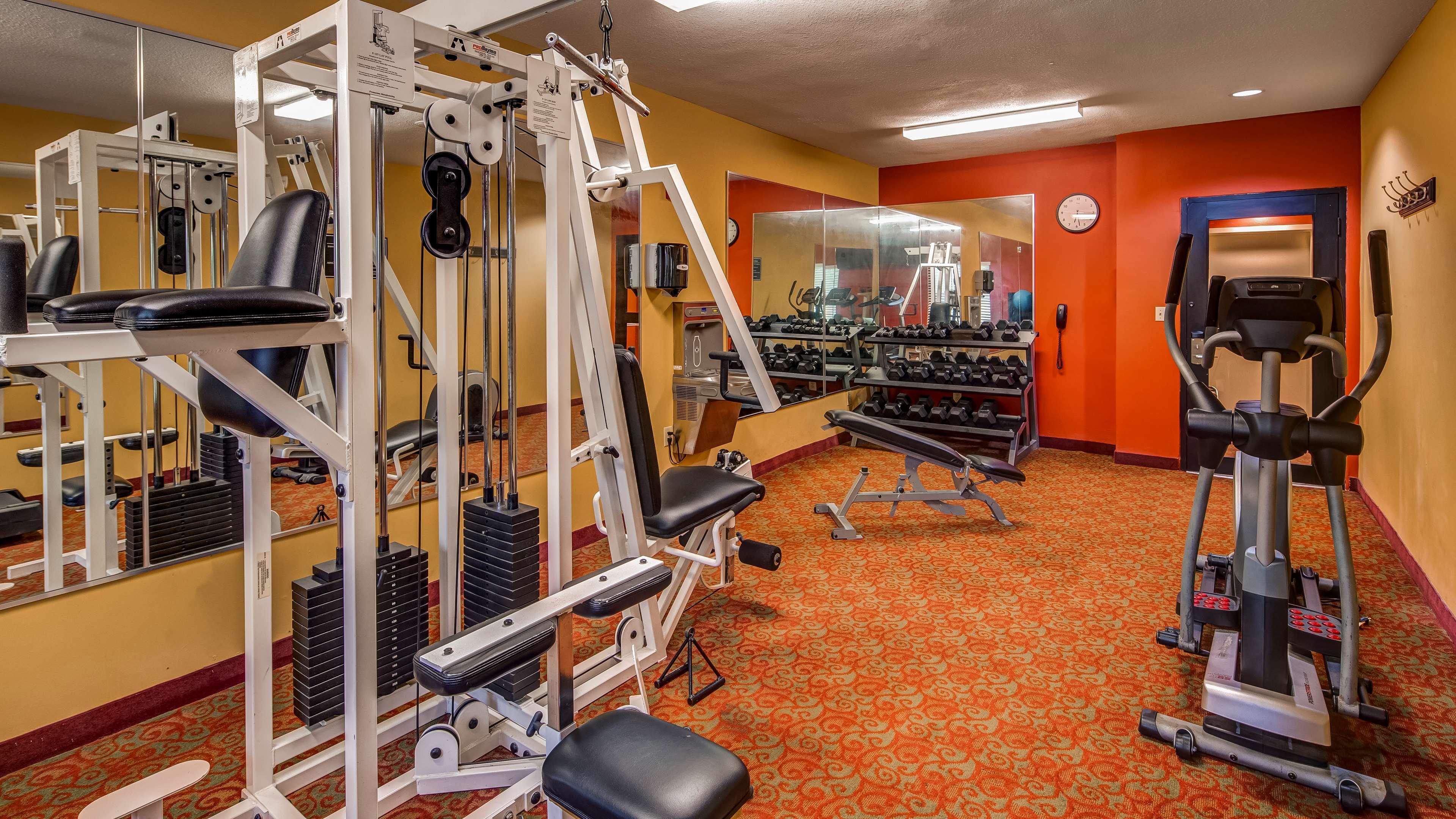 Surestay Plus Hotel By Best Western Alvin Exterior photo